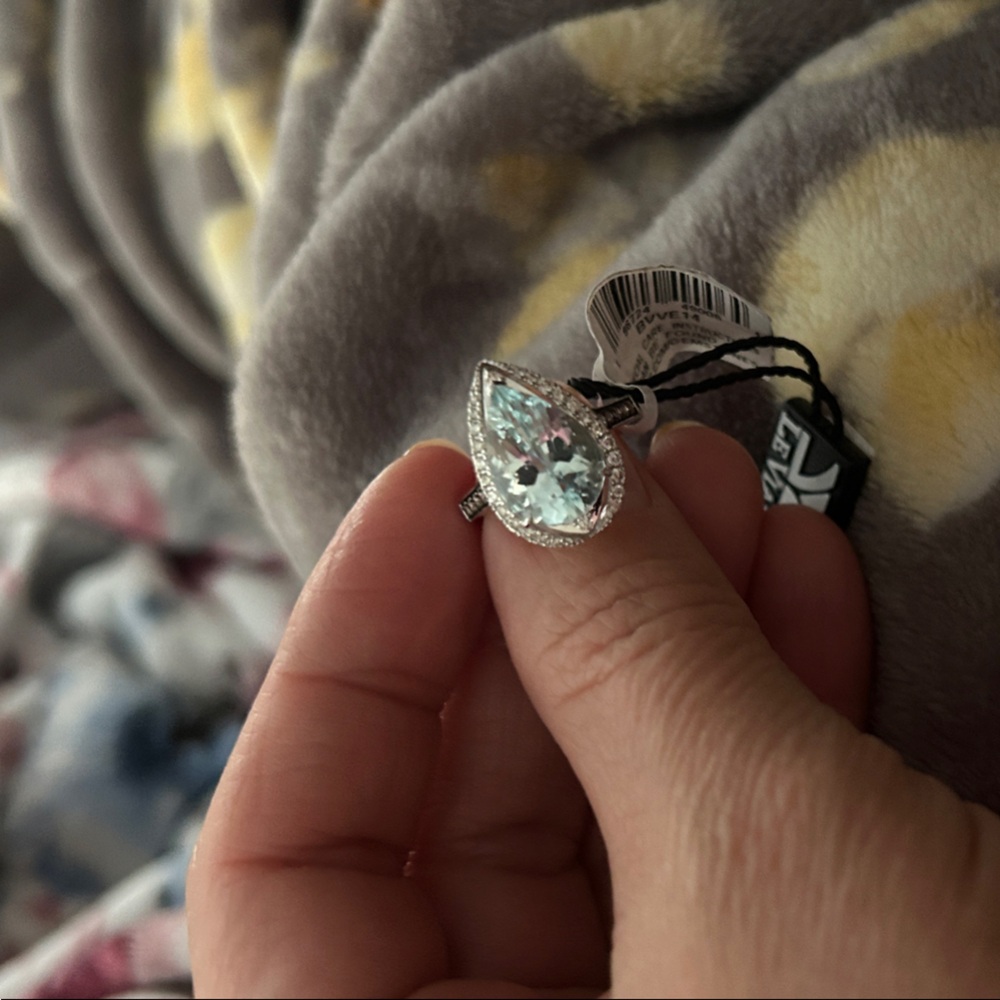 Levian 14k aquamarine 4 1/4  white gold vanilla diamond and chocolate diamond